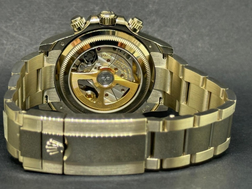 98007503-626b-42ce-b3b5-76e09a43fcac